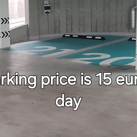 Happy Inn Emporia, Self Chek-In, Parking In The Underground Garage VNO Eksteriør bilde